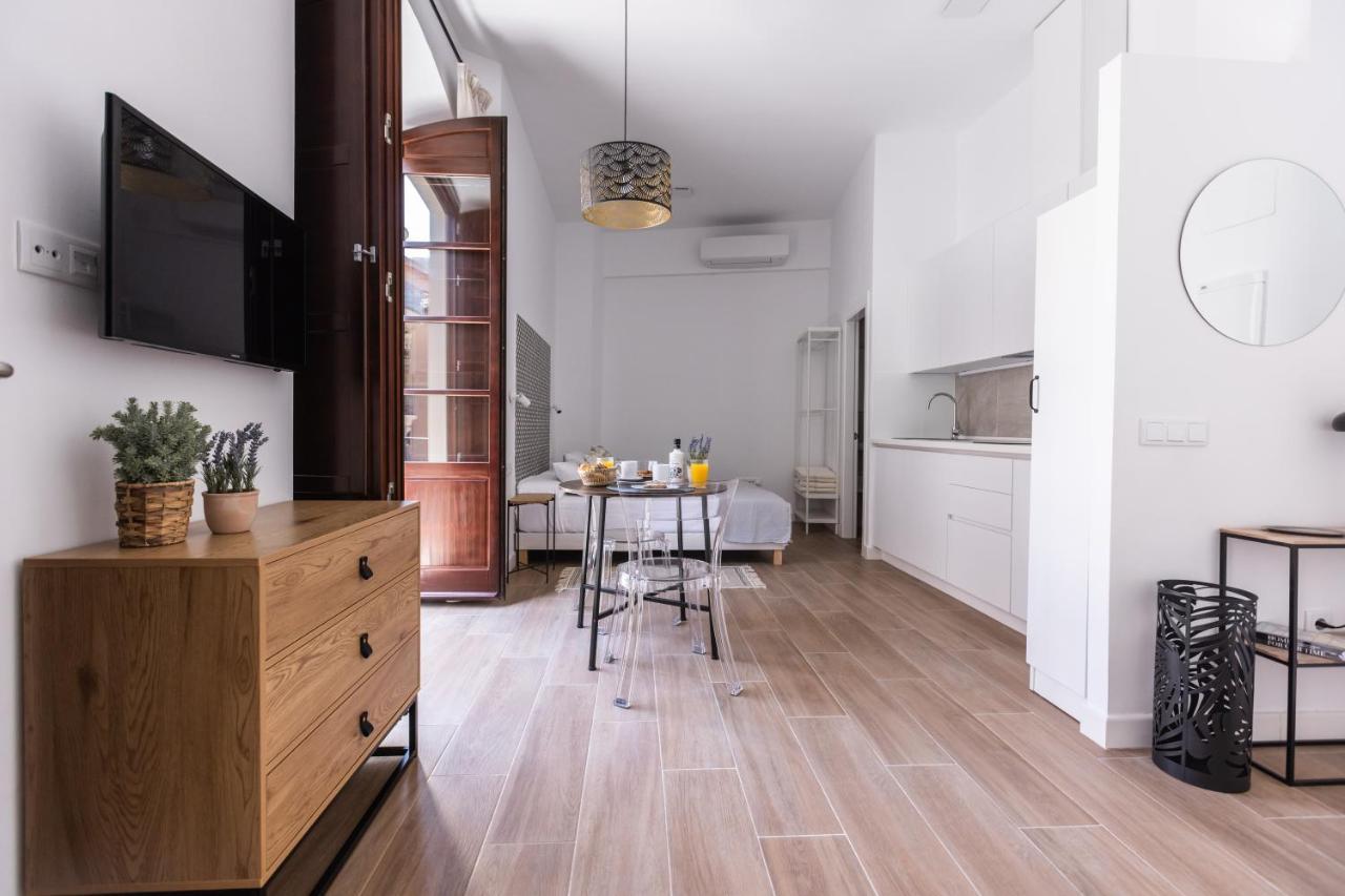 Apartamento-Loft Especeria Black Málaga Exteriör bild