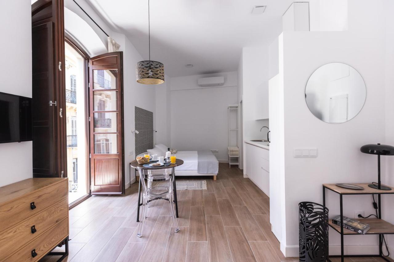 Apartamento-Loft Especeria Black Málaga Exteriör bild